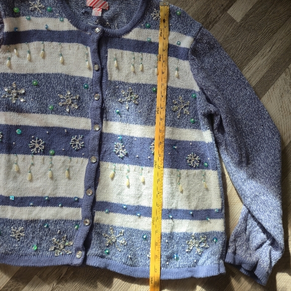 Holiday Time XL Blue Heather Striped Embellished Snowflake Cardigan Sparkle - Picture 14 of 15